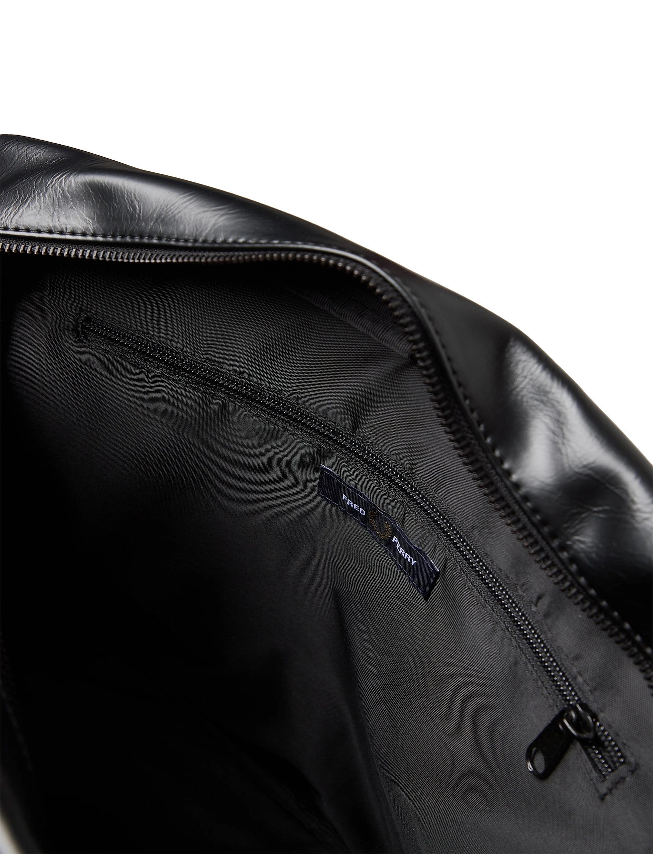 Fred Perry ARCH BRAND SHOULDER BAG Shoulder Bags For Men Black 4 Fred Perry ARCH BRAND SHOULDER BAG Shoulder Bags For Men Black - Image 4