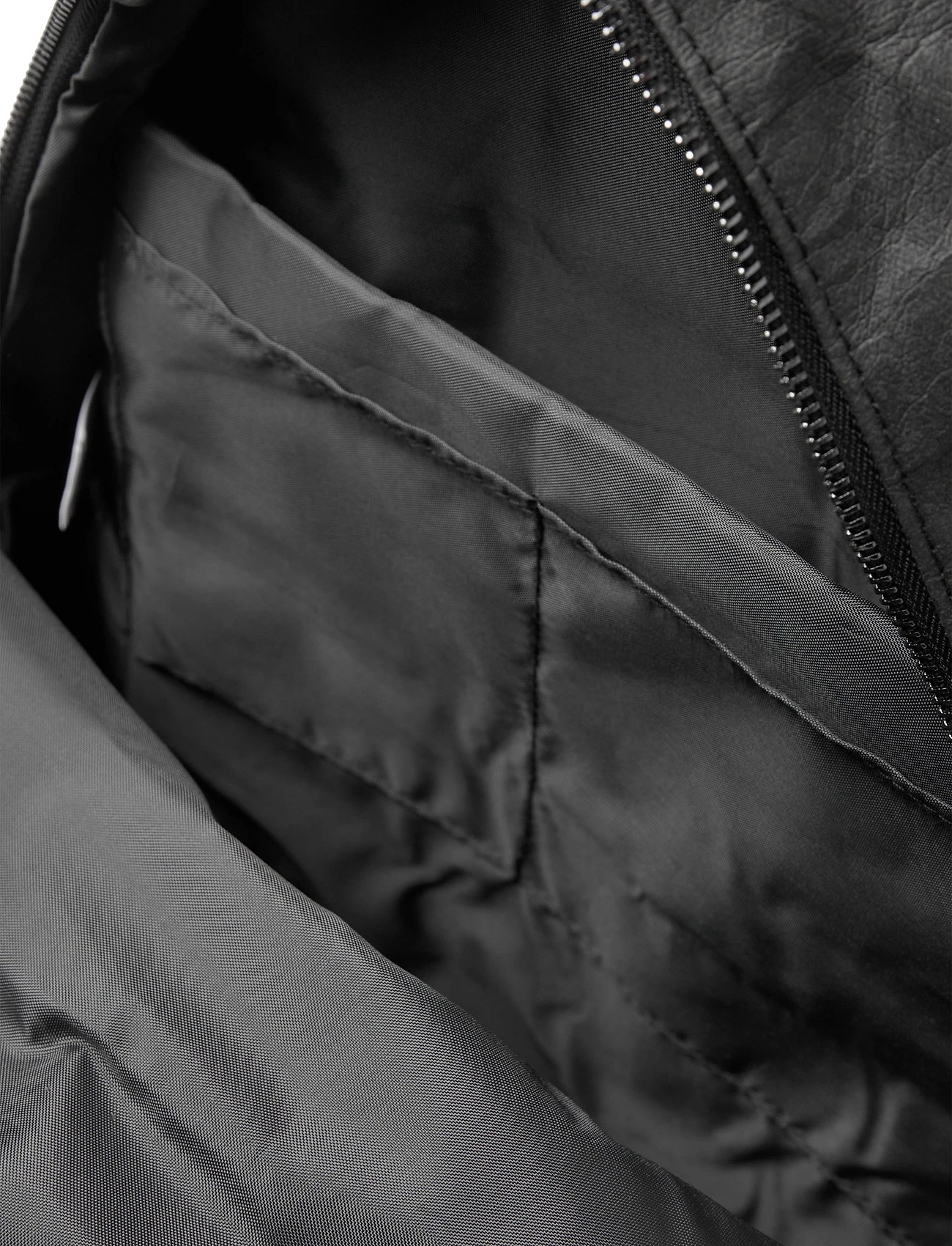 Superdry PURE MONTANA Backpacks For Men Brown 5 Superdry PURE MONTANA Backpacks For Men Brown - Image 5