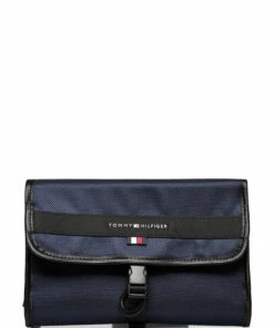 Tommy Hilfiger ELEVATED NYLON TRAVEL WASHBAG Toiletry Bags For Men Desert Sky 11 Tommy Hilfiger ELEVATED NYLON TRAVEL WASHBAG Toiletry Bags For Men Desert Sky -men bags sale shop toham0am08124 cdesertsky vdw5 1
