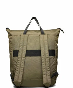 Lyle & Scott Nylon Rucksack Backpacks For Men True Black -men bags sale shop yleba1213a clichengreen vz801 1