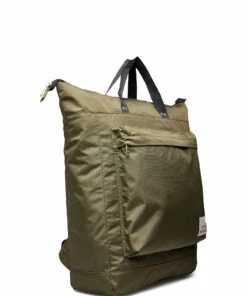 Lyle & Scott Nylon Rucksack Backpacks For Men True Black -men bags sale shop yleba1213a clichengreen vz801 2